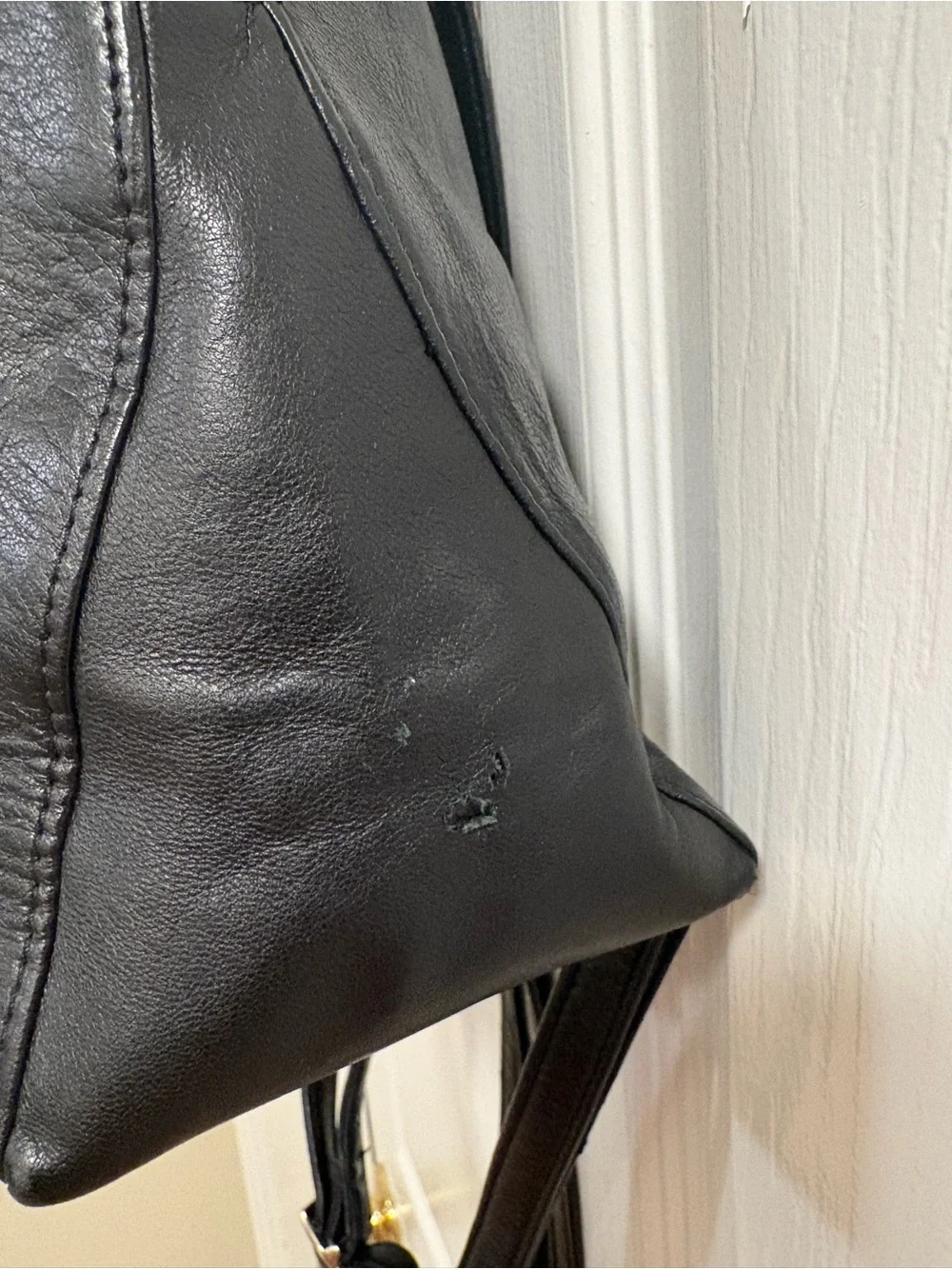 Pelle studios from Wilson leather back pack /organizer. Measures 9 by 9 by 3”